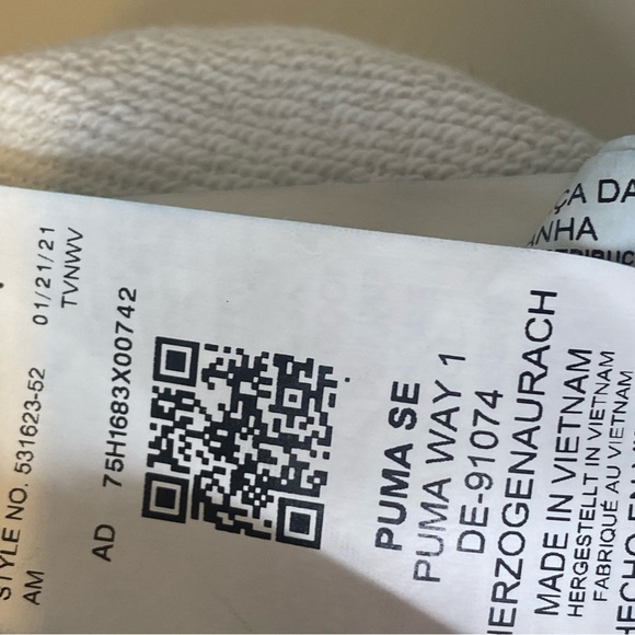 Puma Gray and Yellow Bomber Jacket with Retro Style Size M - Picture 11 of 14